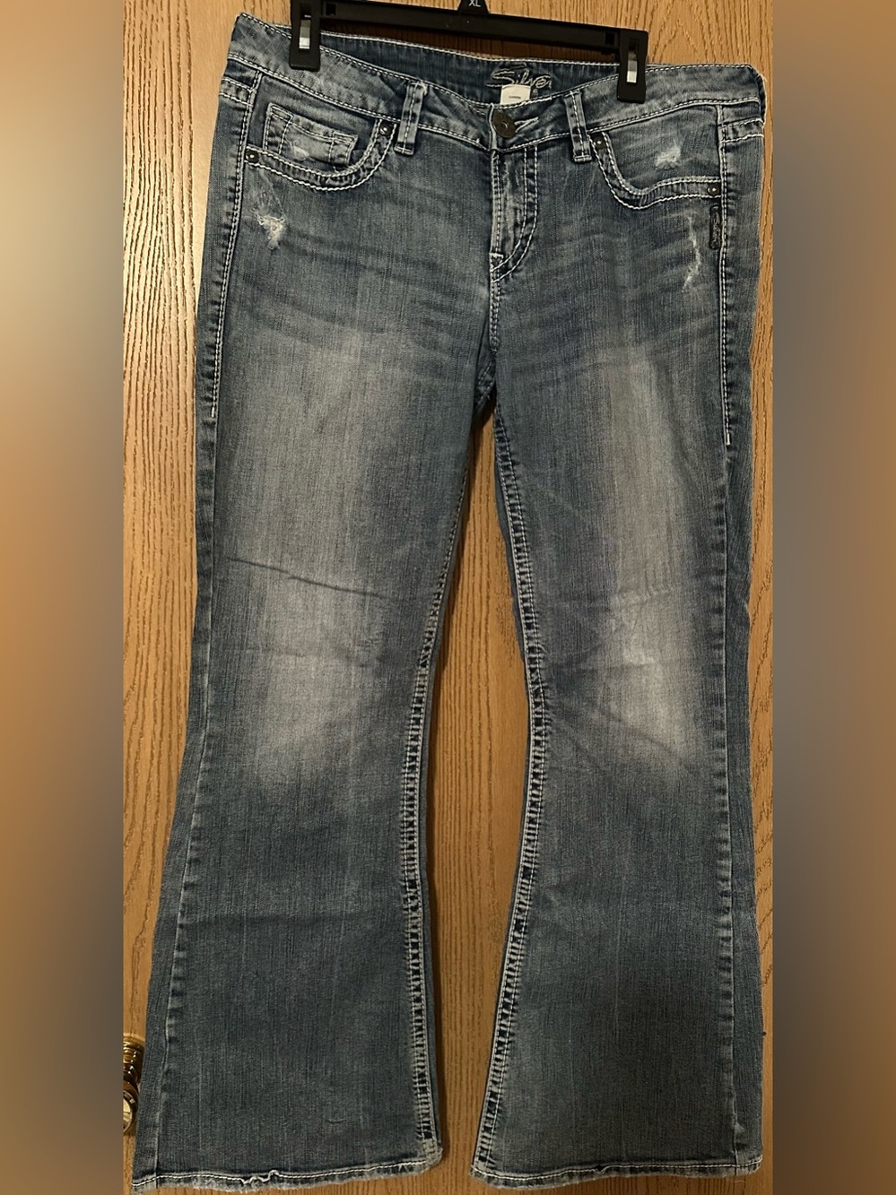 Silver Jeans Women's Medium Wash Blue W33/L31